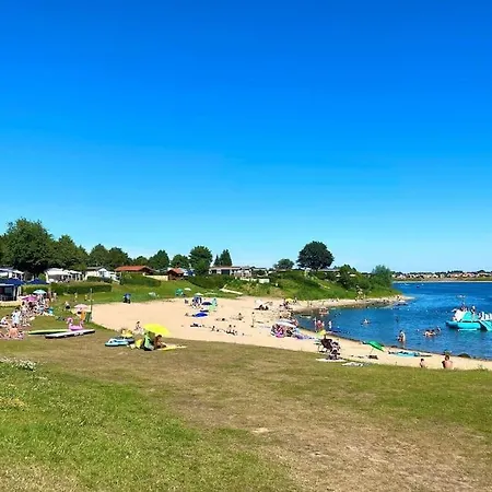 シャレー Met Vijverzicht *